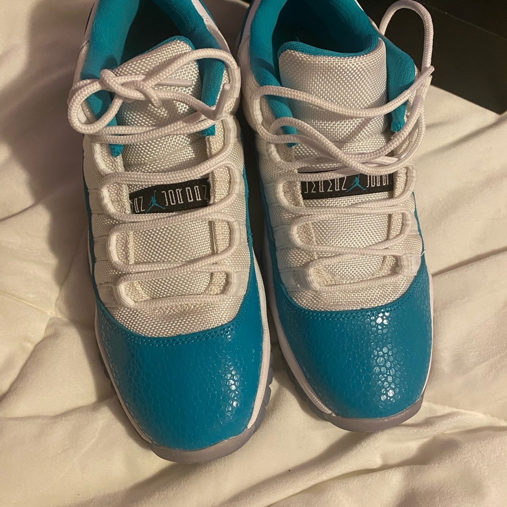 Jordan 11 size 5.5y